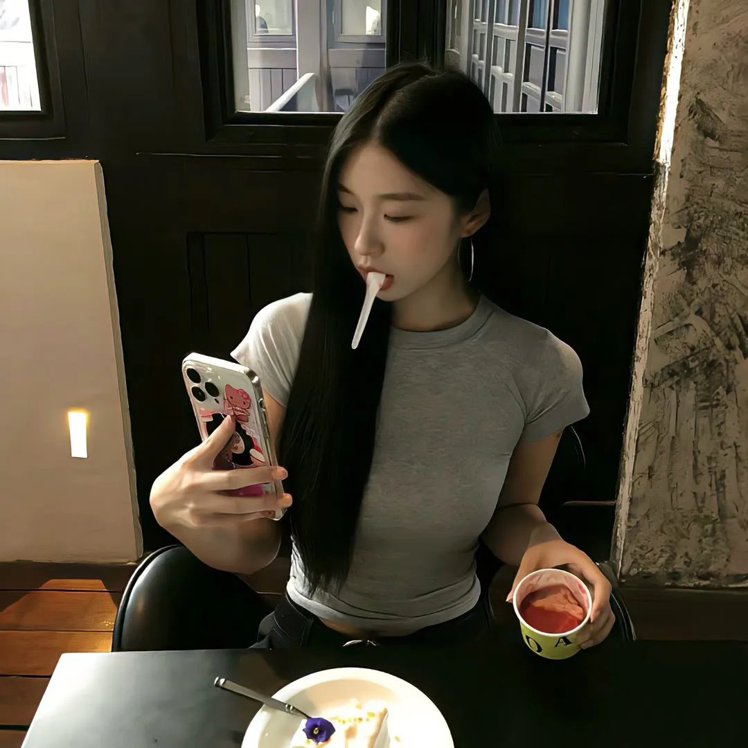 相遇骤雨中